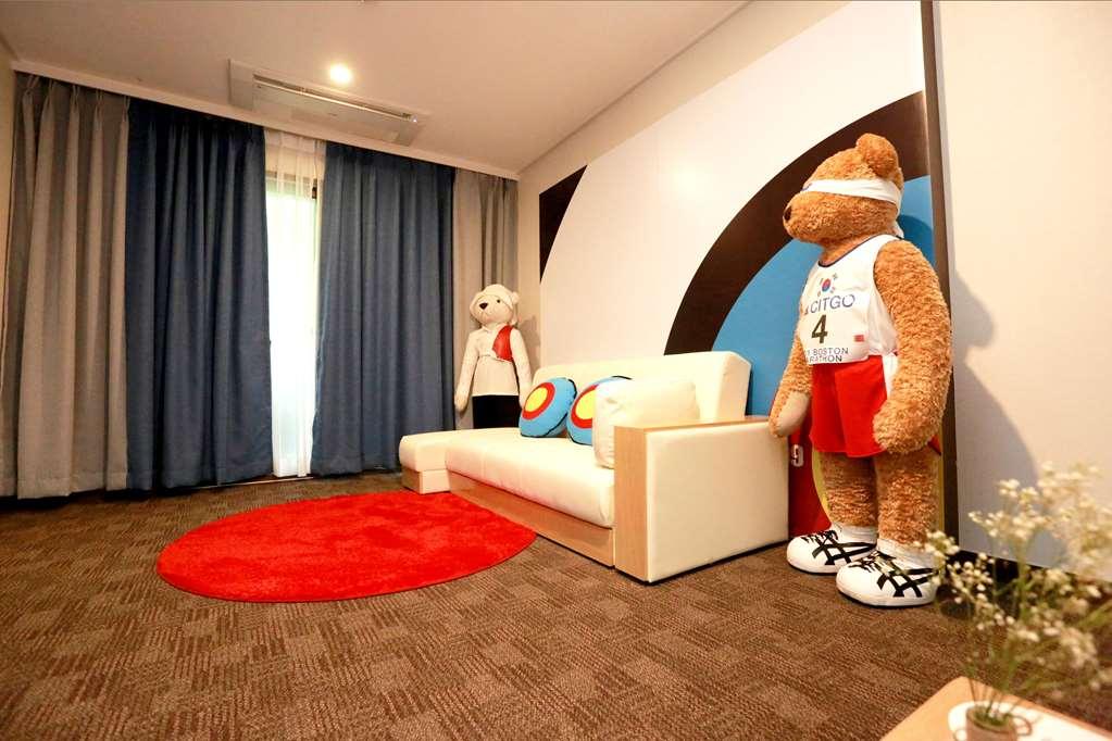 Ramada Taebaek Hotel Kamer foto